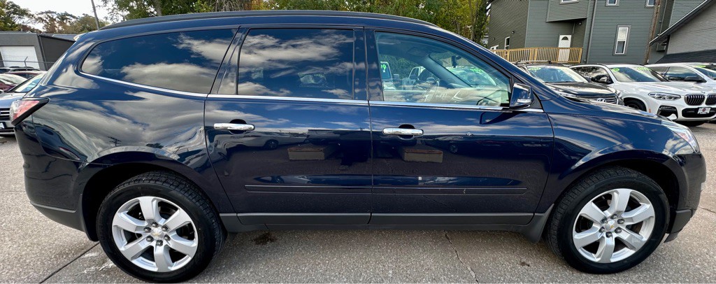 2017 Chevrolet Traverse Image 8