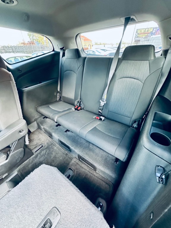 2017 Chevrolet Traverse Image 11