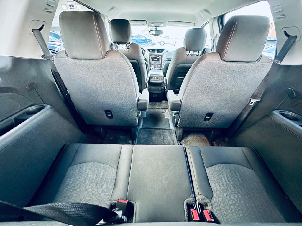 2017 Chevrolet Traverse Image 13