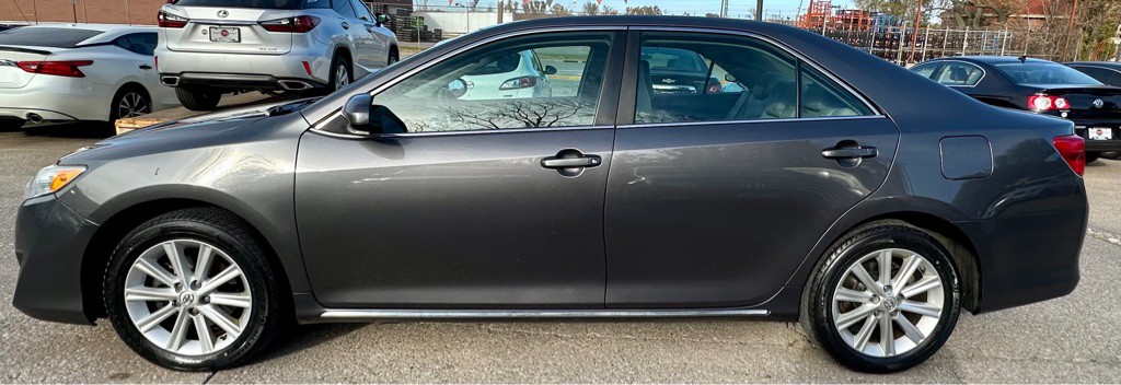 2014 Toyota Camry Image 7