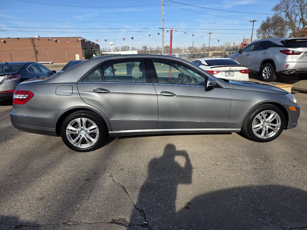 2011 Mercedes-Benz E-Class Image 7