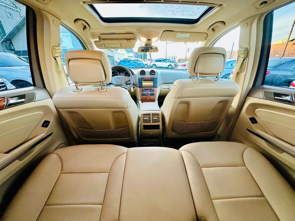 2009 Mercedes-Benz M-Class Image 12