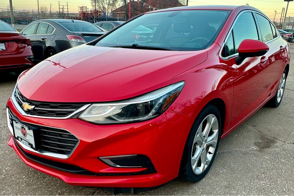 2017 Chevrolet Cruze Image 1