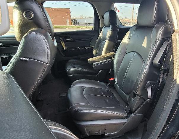 2016 GMC Acadia Image 10