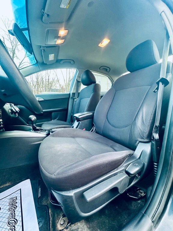 2013 Kia Forte Image 11