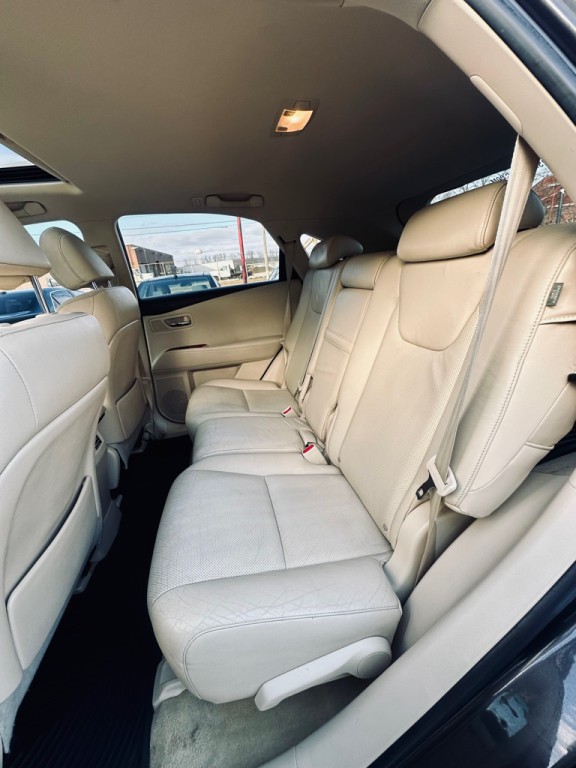 2010 Lexus RX Image 10