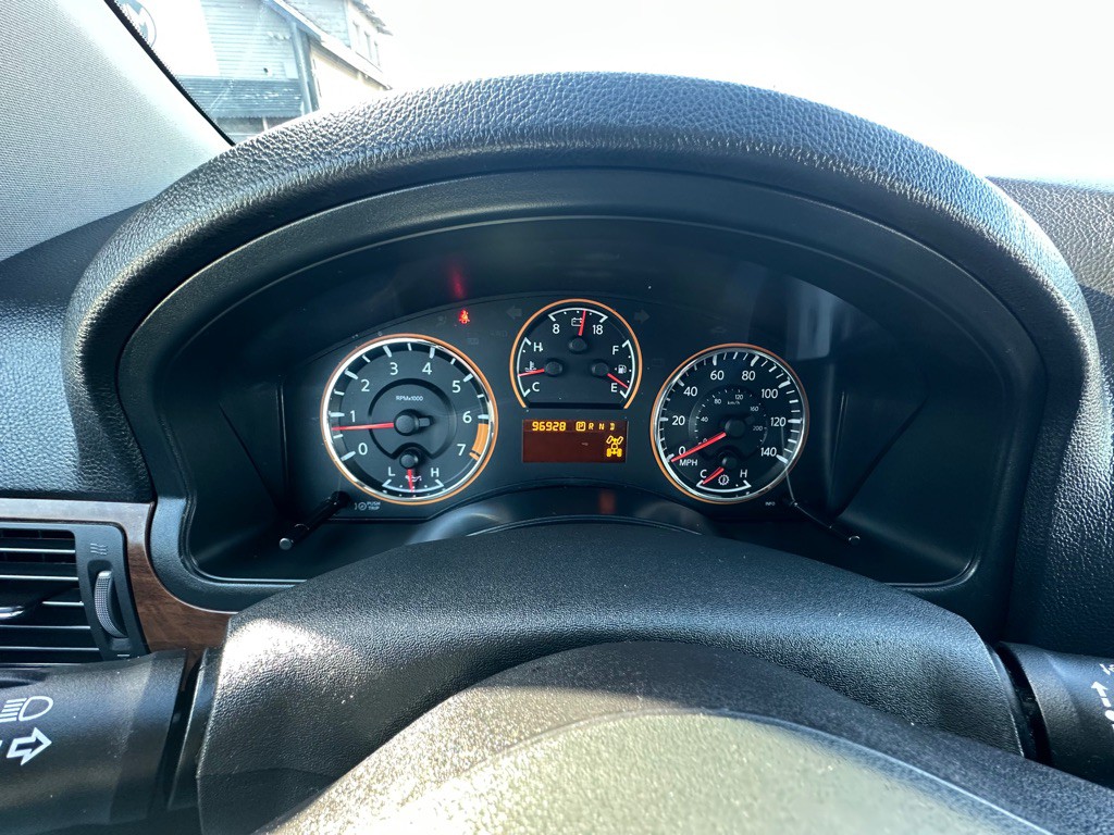 2011 Nissan Armada Image 19