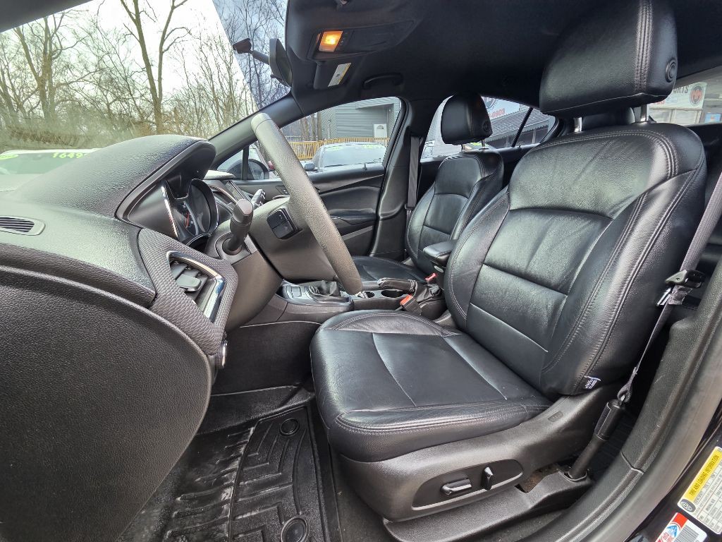 2017 Chevrolet Cruze Image 9