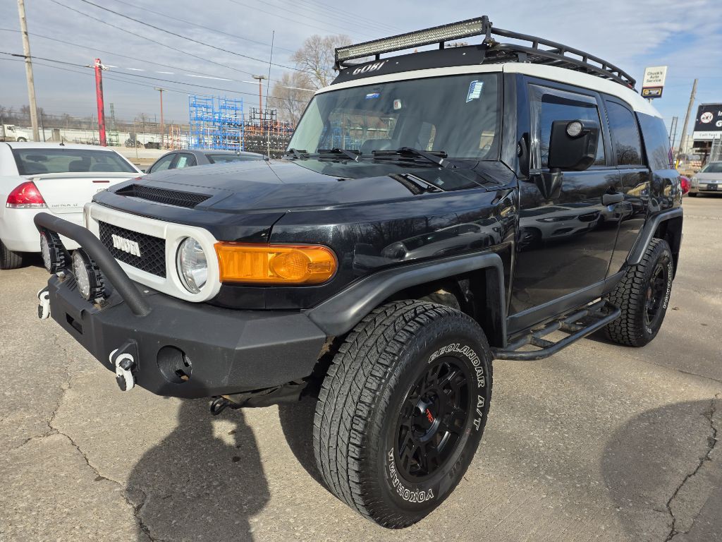 2007 Toyota FJ Cruiser Image 1