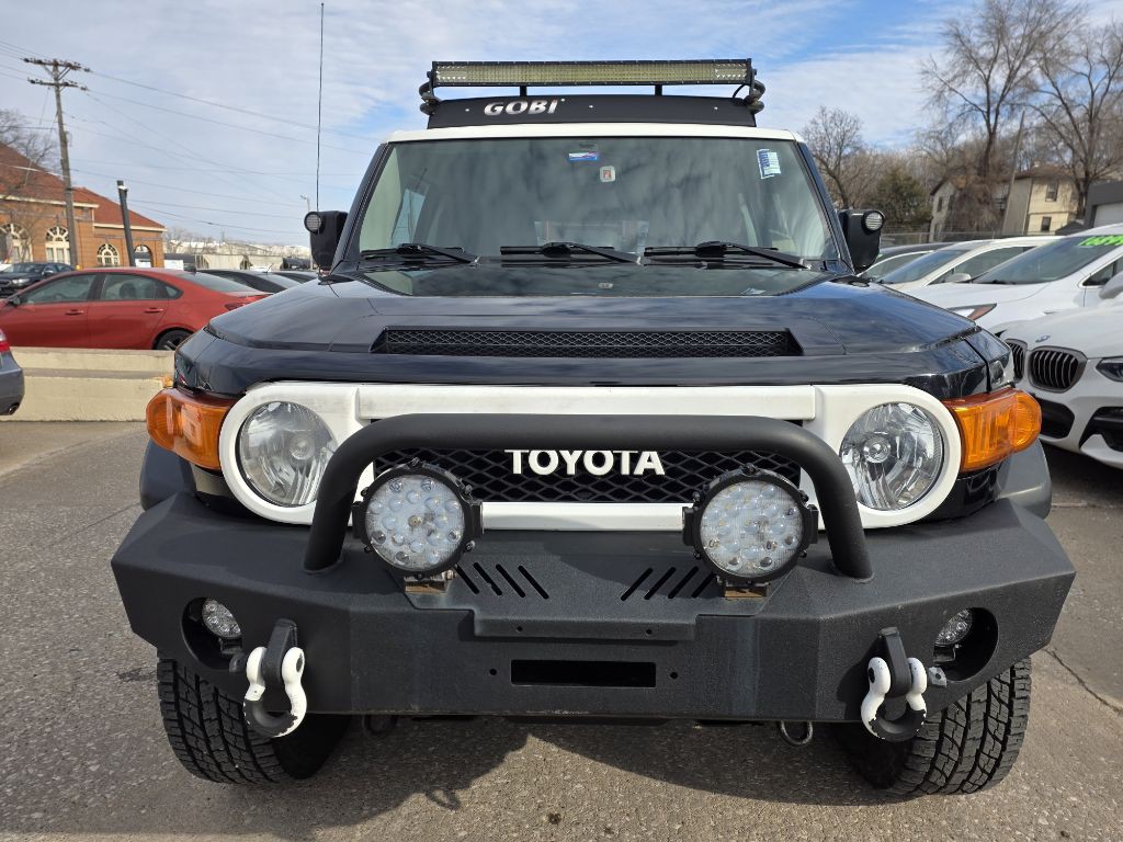 2007 Toyota FJ Cruiser Image 2
