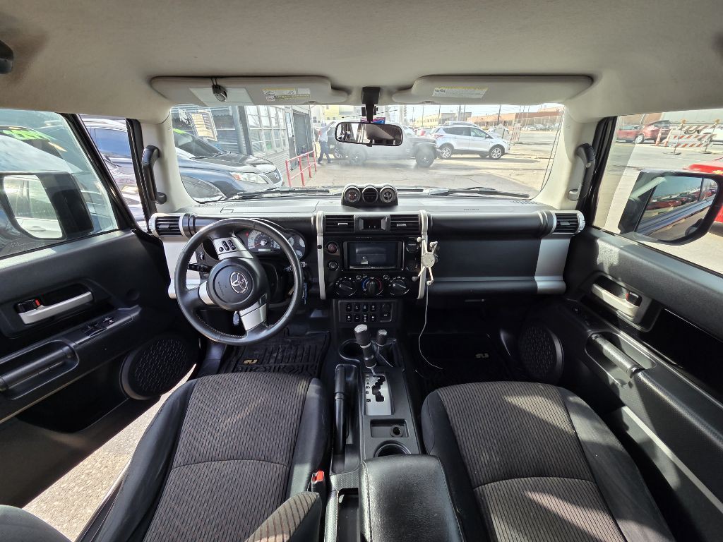 2007 Toyota FJ Cruiser Image 14