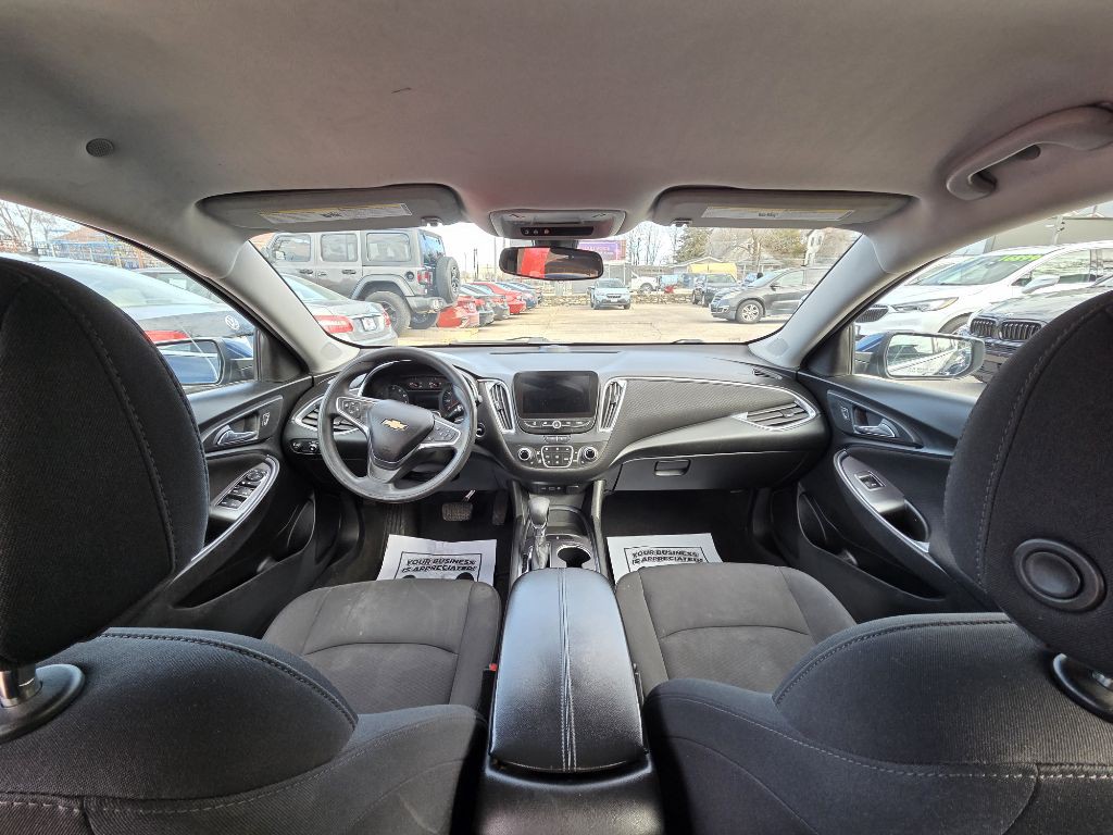 2021 Chevrolet Malibu Image 11