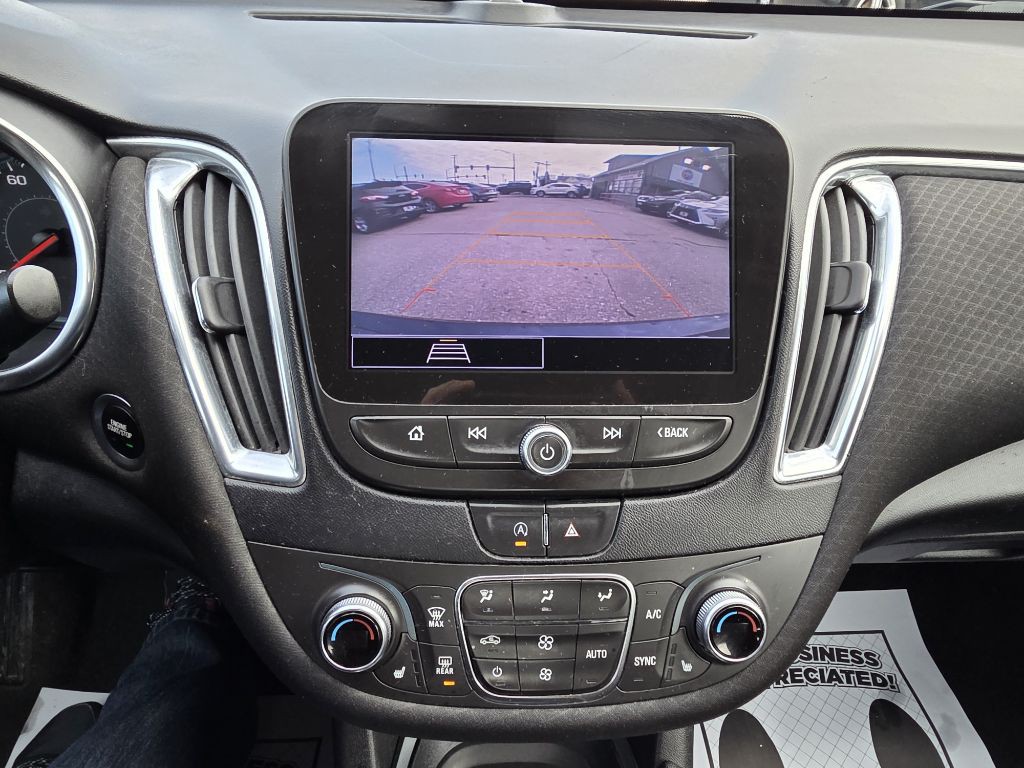 2021 Chevrolet Malibu Image 15