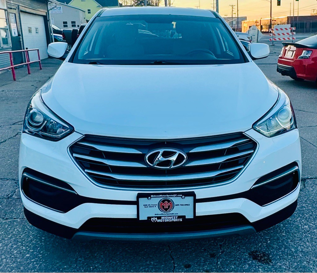 2018 Hyundai Santa Fe Sport Image 2