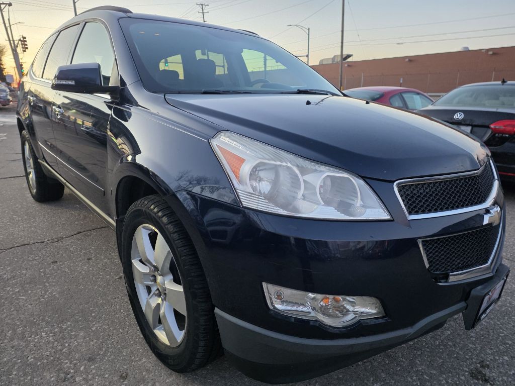 2012 Chevrolet Traverse Image 3