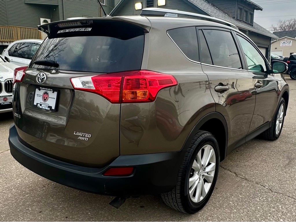 2015 Toyota Rav4 Image 4