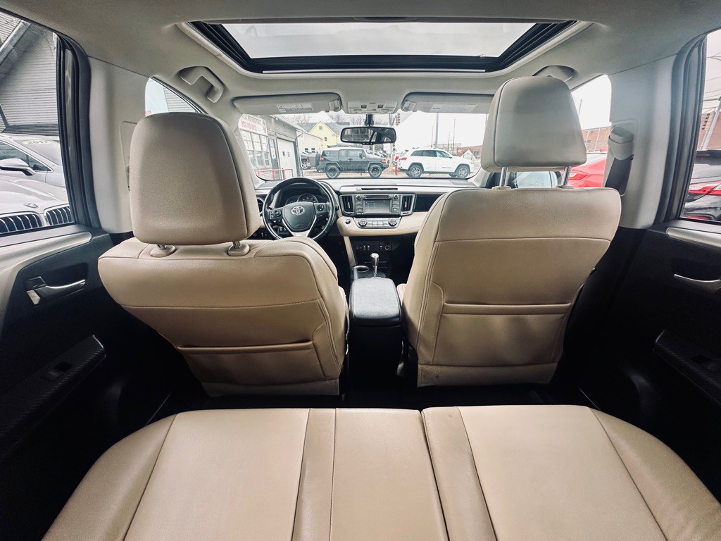 2015 Toyota Rav4 Image 12