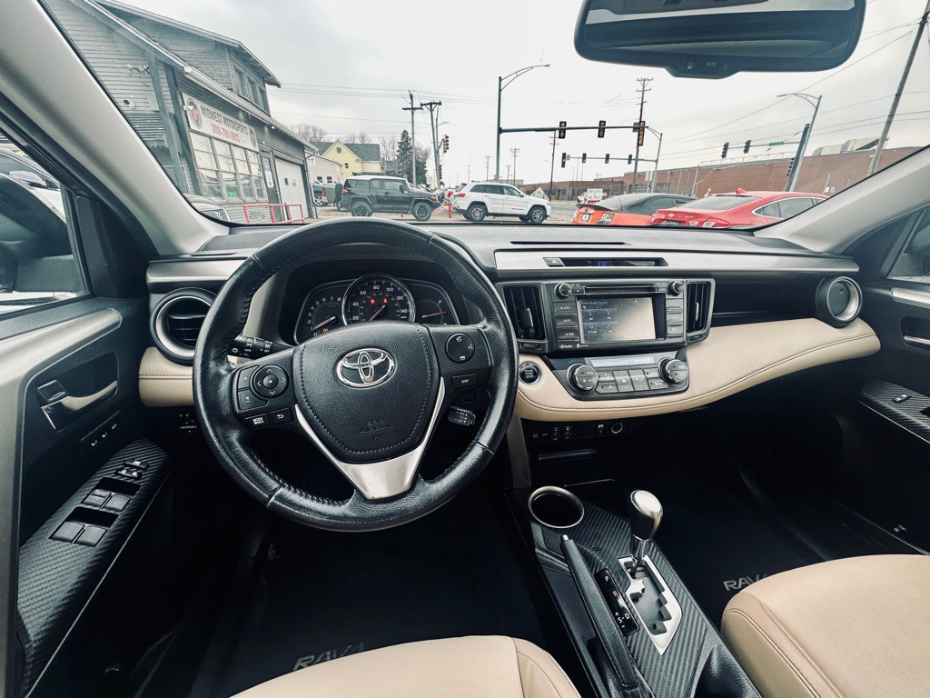 2015 Toyota Rav4 Image 14