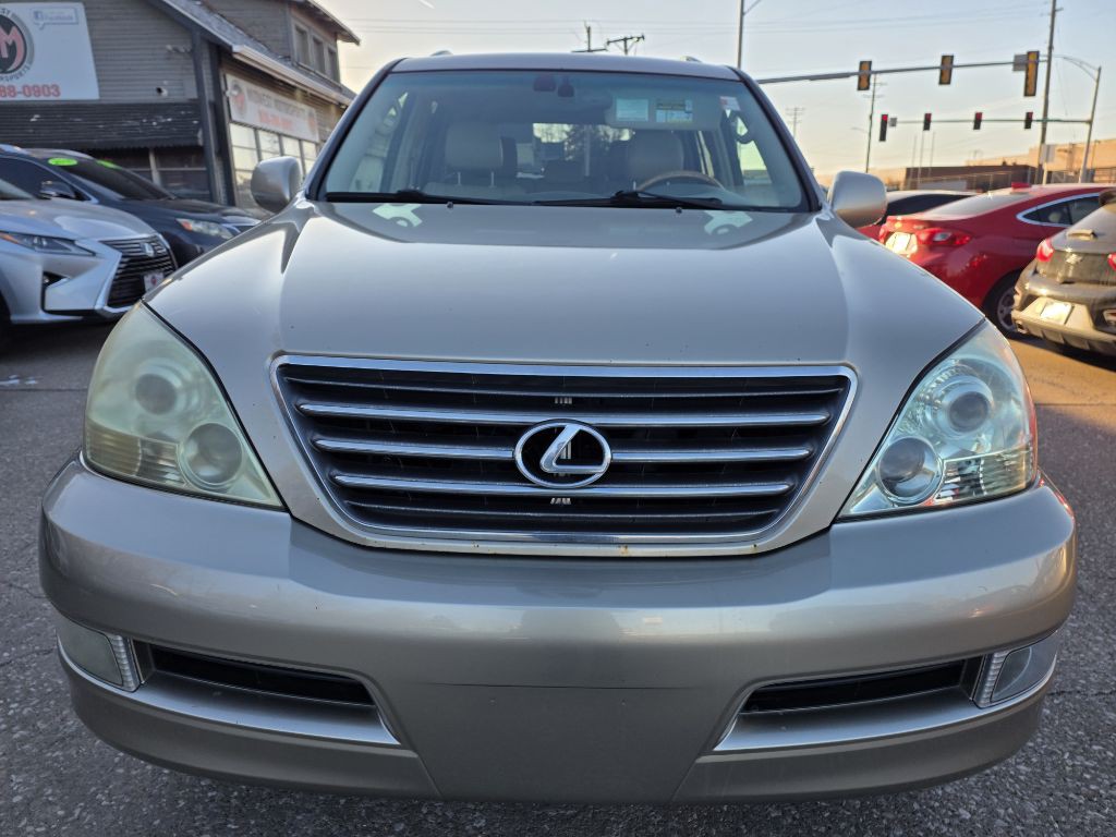 2004 Lexus GX Image 2