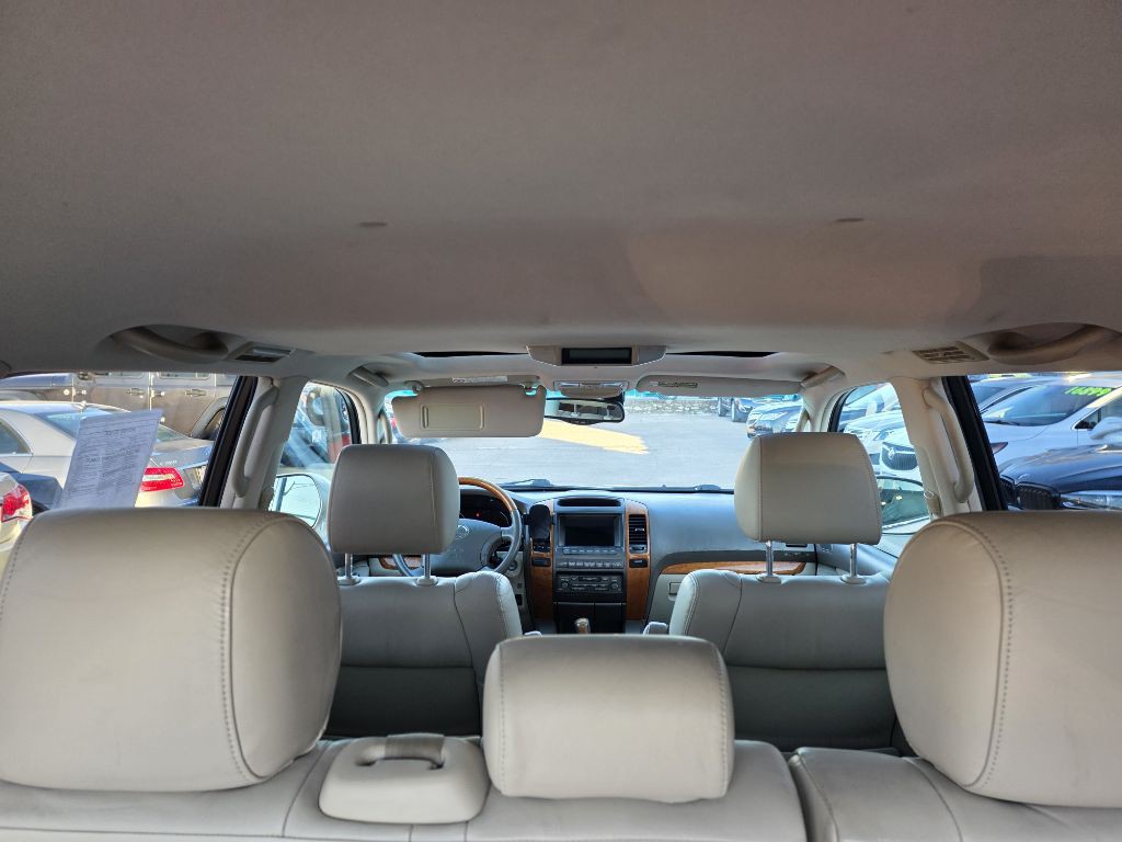 2004 Lexus GX Image 13