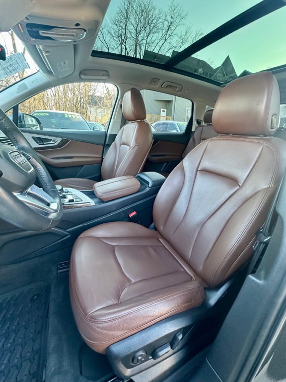 2019 Audi Q7 Image 10