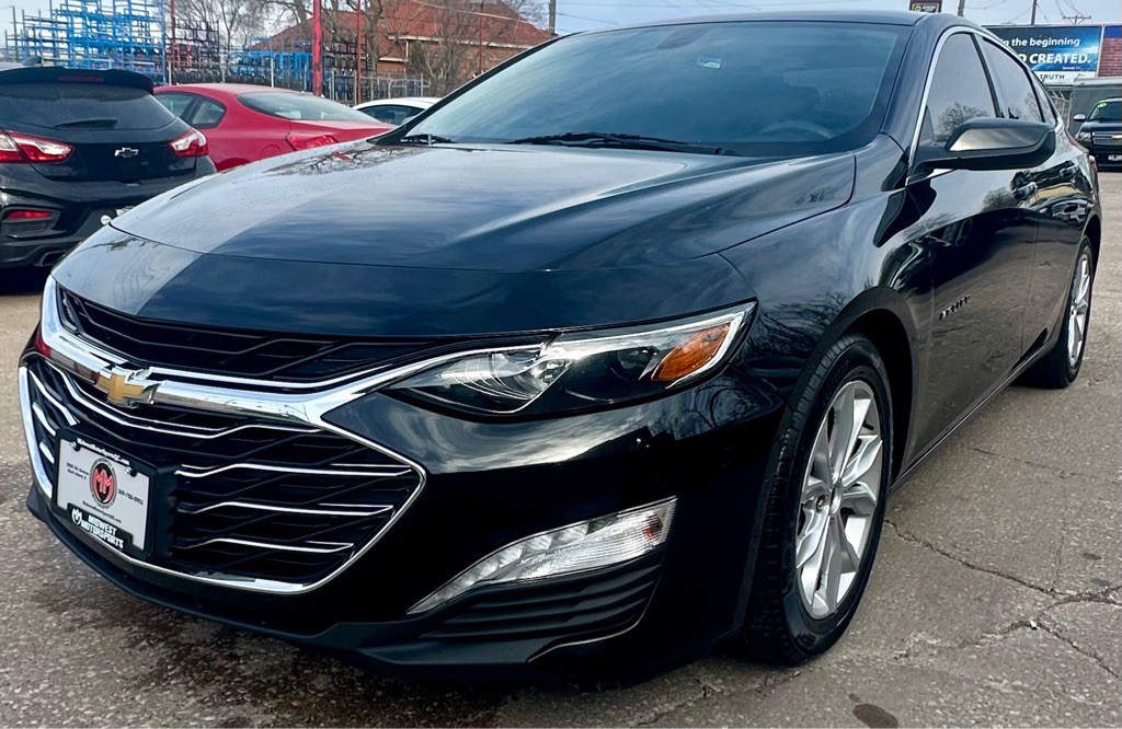 2021 Chevrolet Malibu Image 1