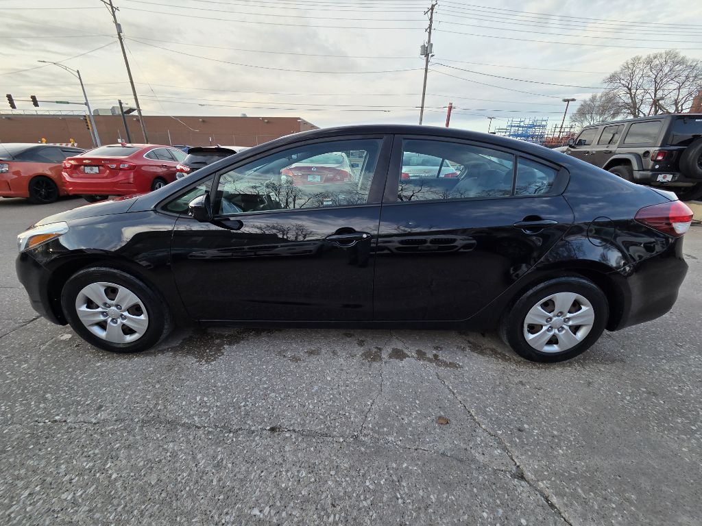 2017 Kia Forte Image 7