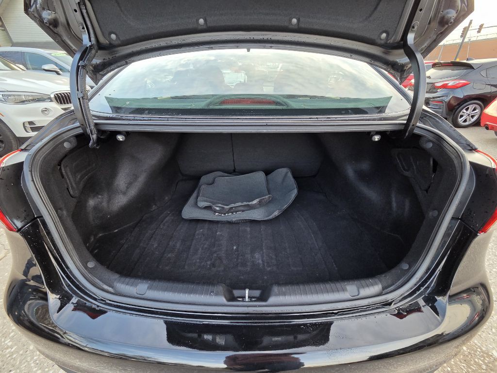 2017 Kia Forte Image 11