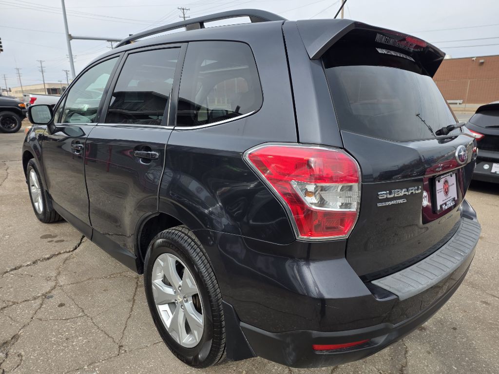 2014 Subaru Forester Image 6