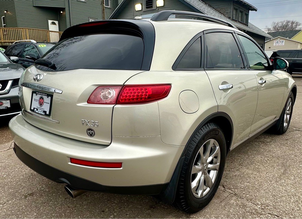 2008 INFINITI FX35 Image 4