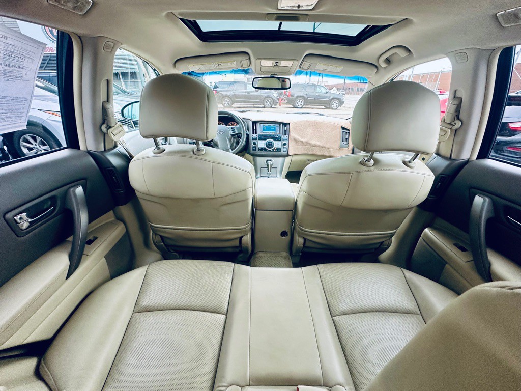 2008 INFINITI FX35 Image 12
