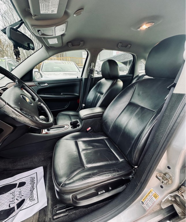 2010 Chevrolet Impala Image 8