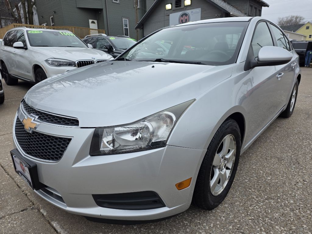 2012 Chevrolet Cruze Image 1
