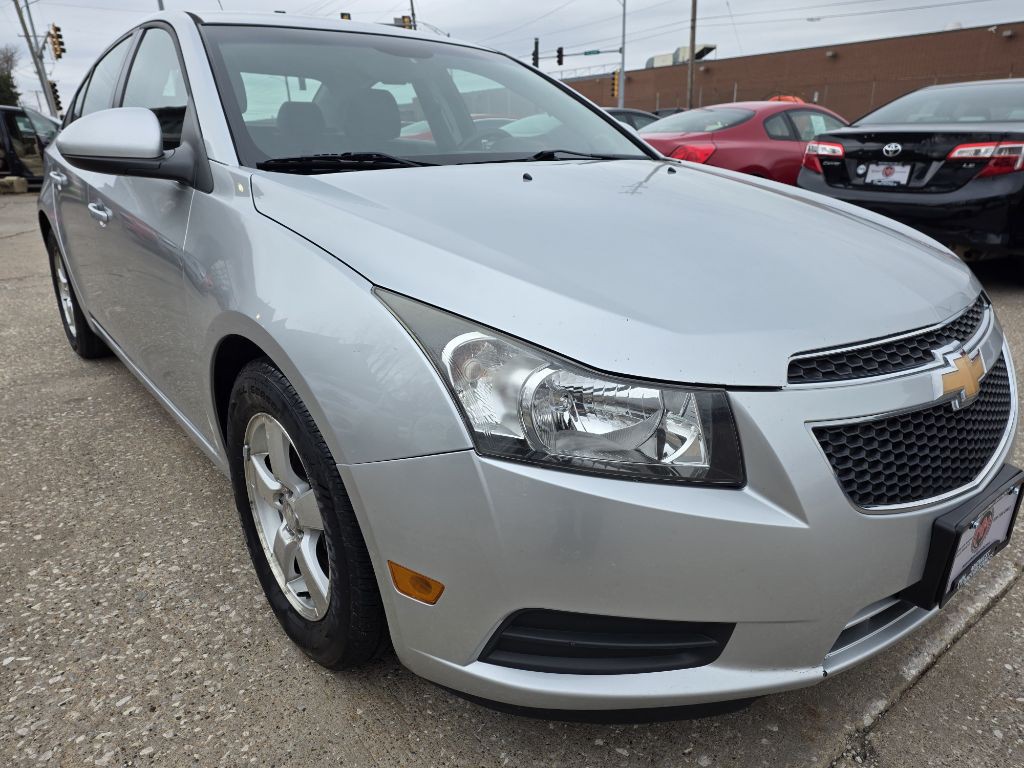 2012 Chevrolet Cruze Image 3