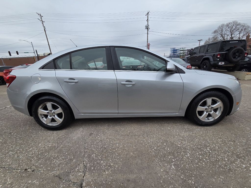 2012 Chevrolet Cruze Image 7
