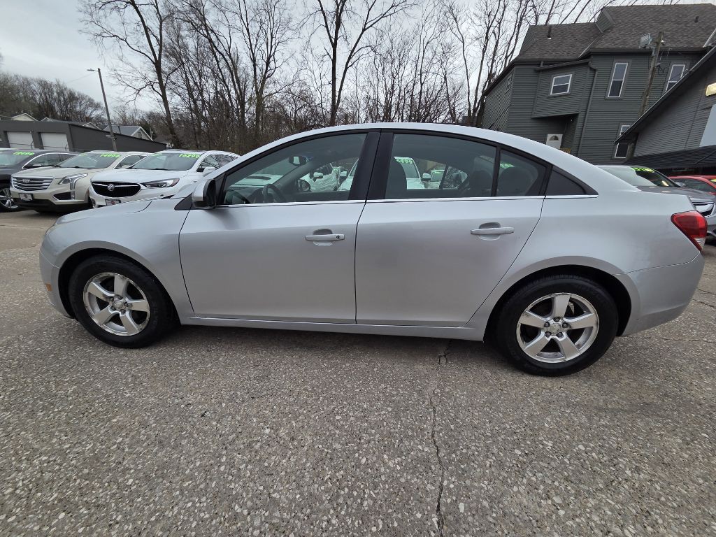 2012 Chevrolet Cruze Image 8