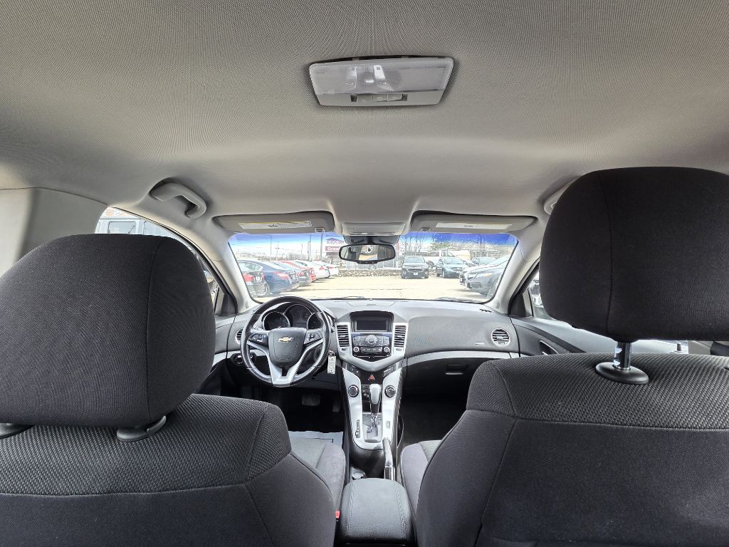 2012 Chevrolet Cruze Image 12
