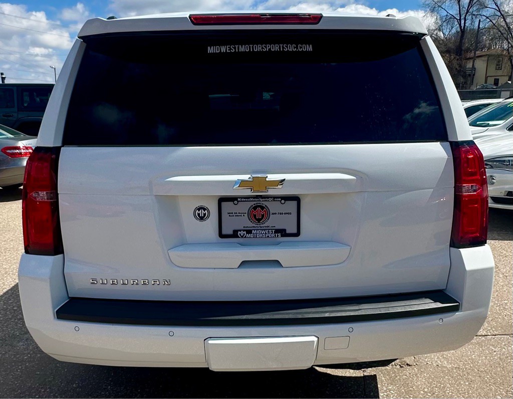 2020 Chevrolet Suburban Image 5