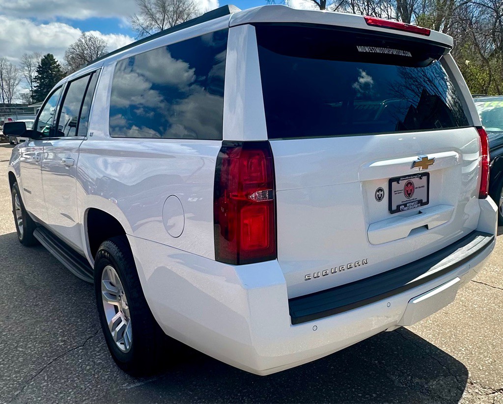 2020 Chevrolet Suburban Image 6