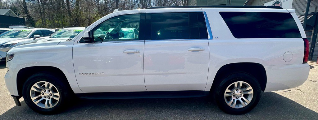 2020 Chevrolet Suburban Image 7