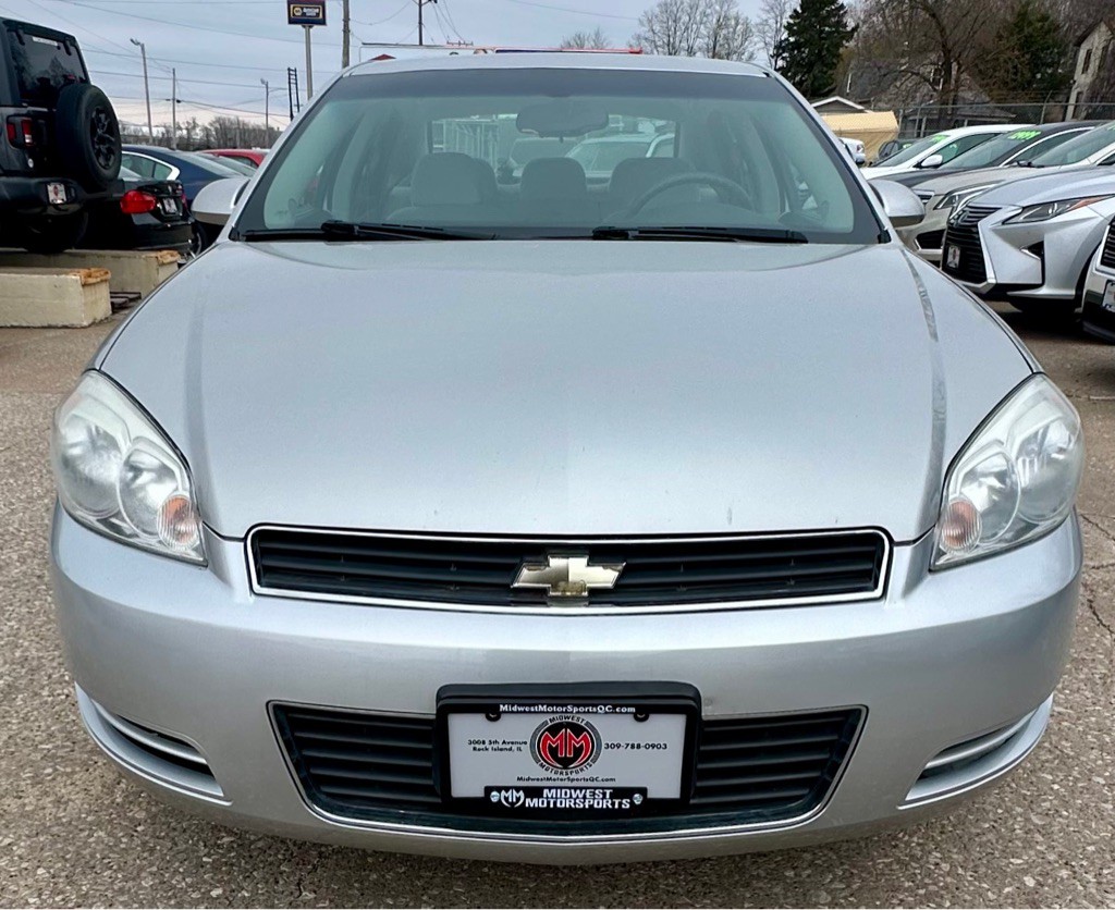 2007 Chevrolet Impala Image 2