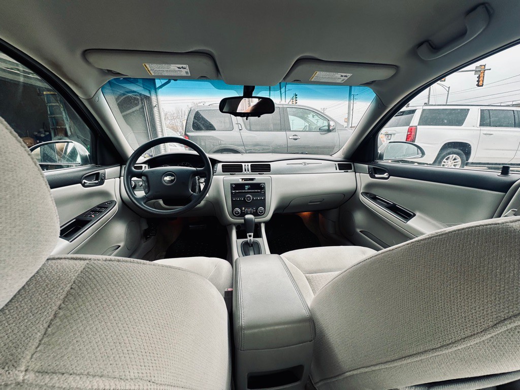 2007 Chevrolet Impala Image 11