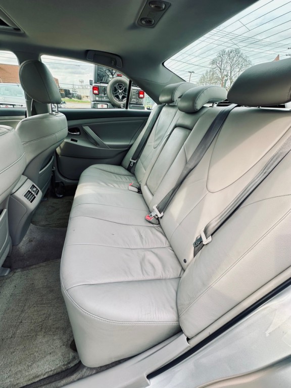 2007 Toyota Camry Image 10