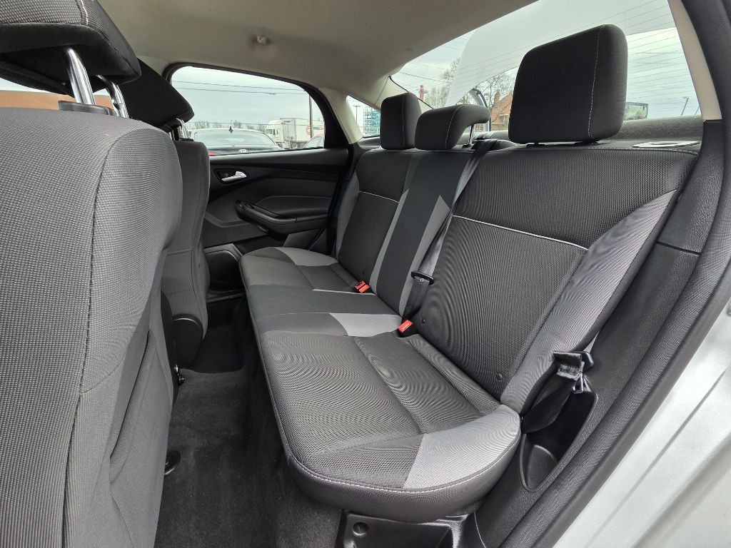 2014 Ford Focus Image 10