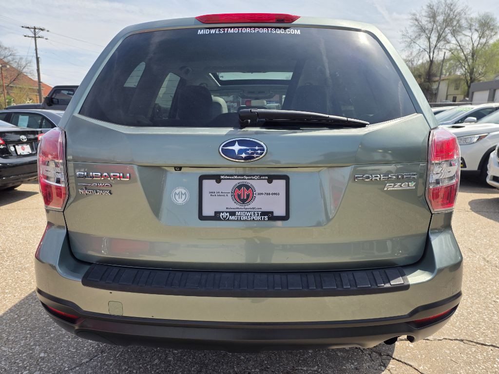 2015 Subaru Forester Image 5