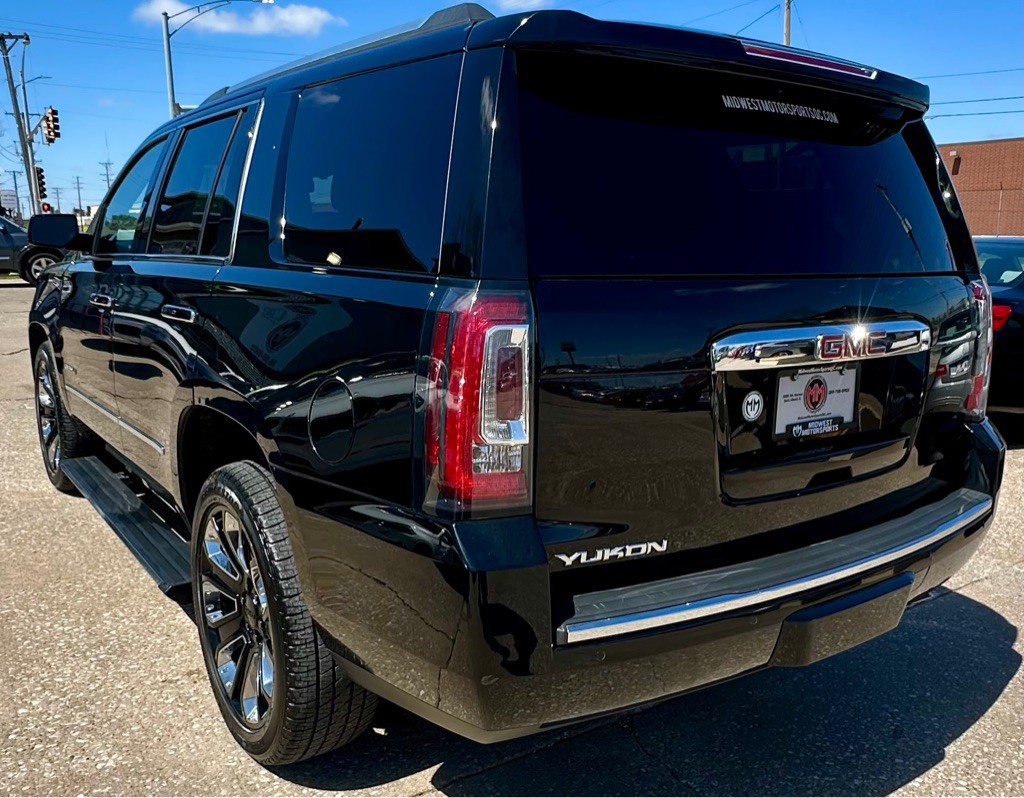 2020 GMC Yukon Image 6