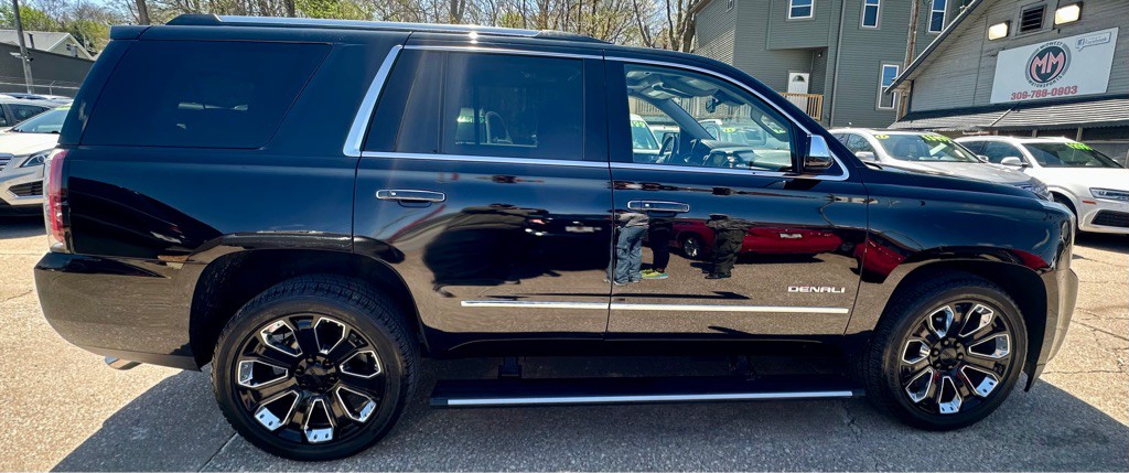 2020 GMC Yukon Image 8