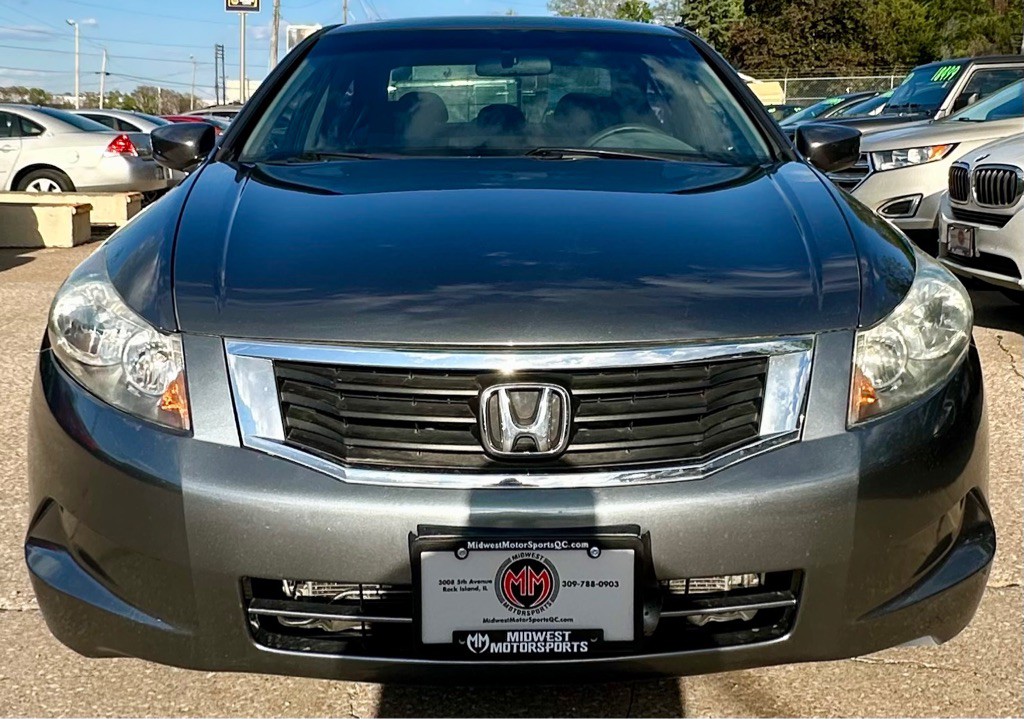 2010 Honda Accord Image 2