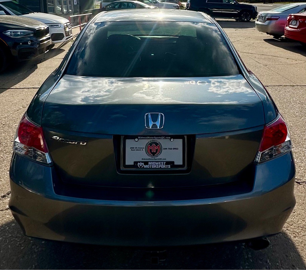 2010 Honda Accord Image 5