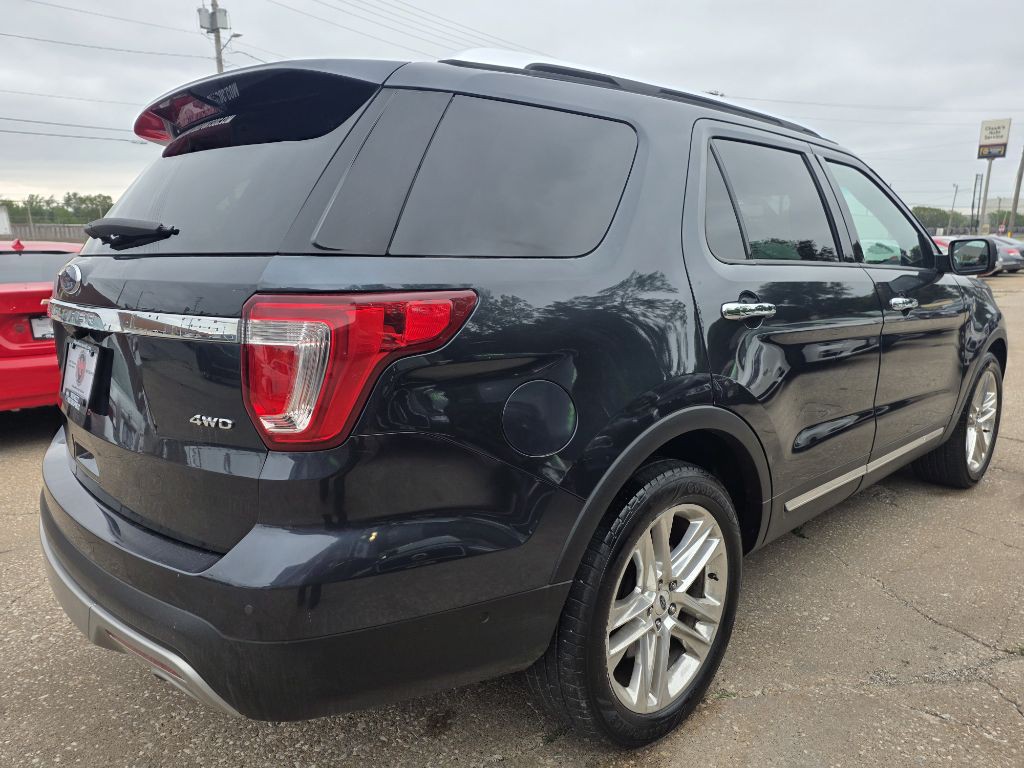 2017 Ford Explorer Image 4